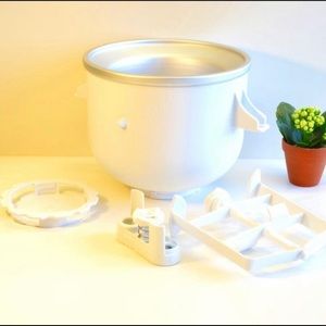 Ice cream attachment for kitchen aid stand mixer